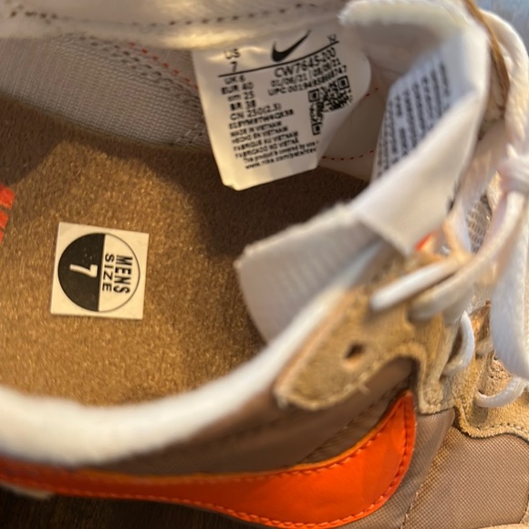 Nike Retro Kicks - Picture 5 of 5